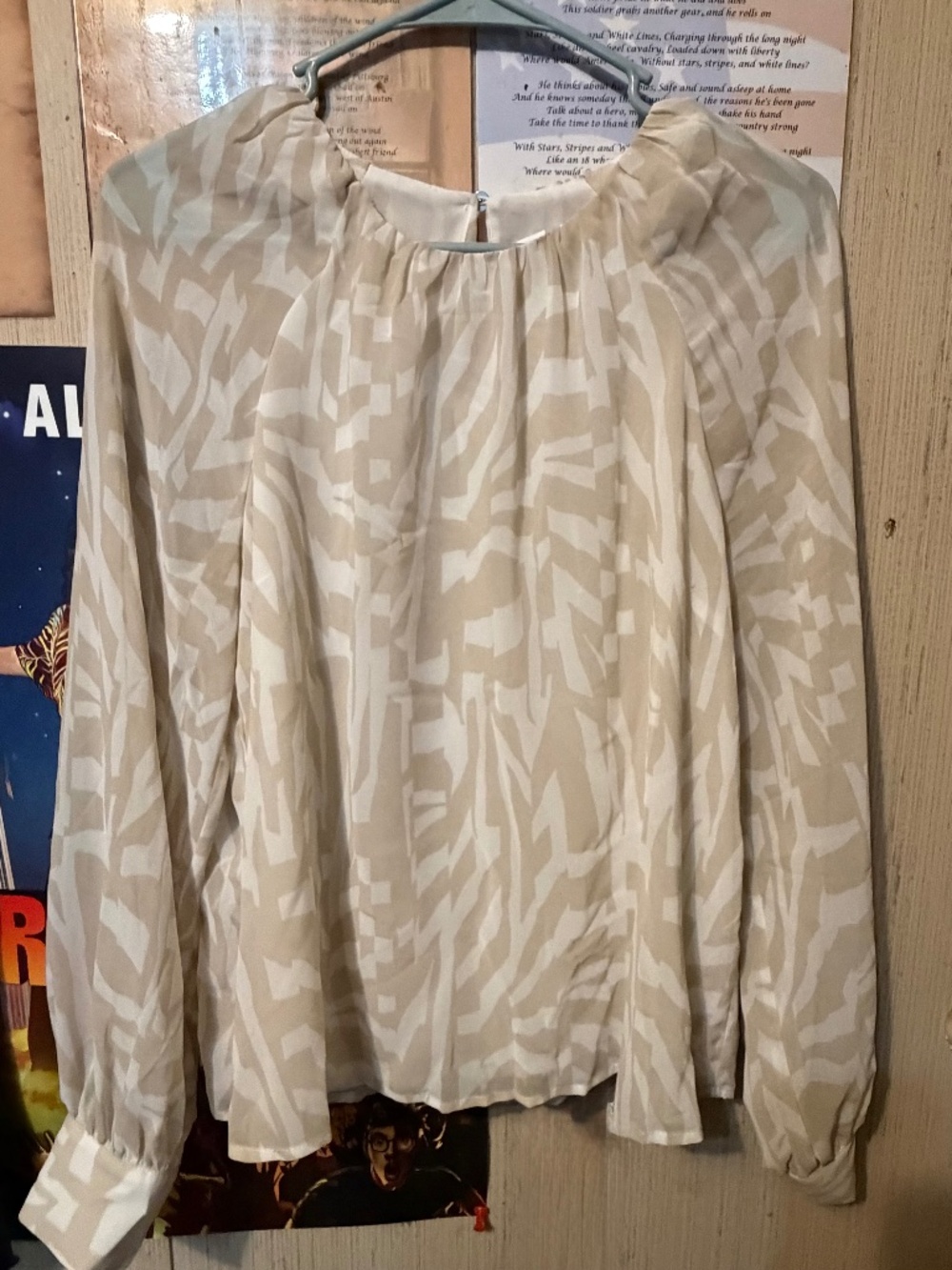 Calvin Klein Blouse Size Small Gorgeous